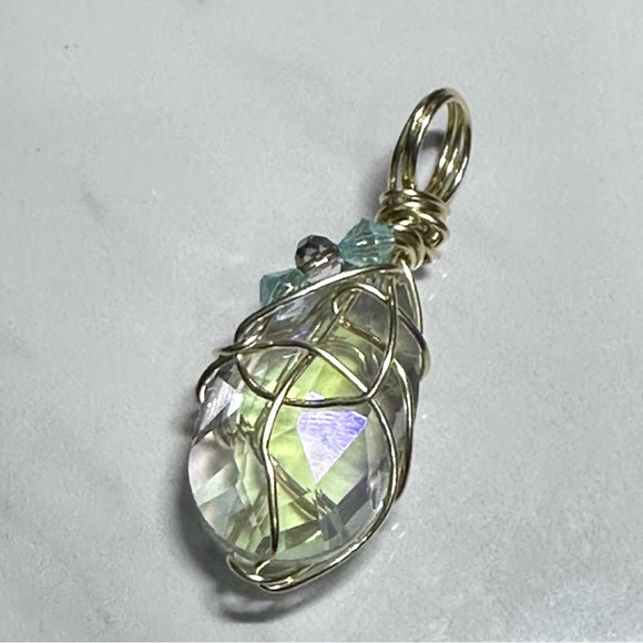 Handmade Prism Crystal Pendant Necklace with faceted glass accents Wire-Wrapped - Picture 9 of 11